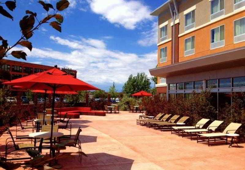 Springhill By Marriott Downtown Hotel 3*